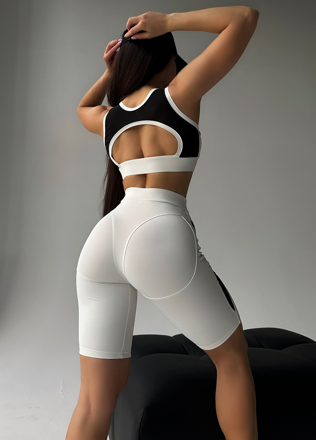 Белый демисезонный комплект (топ, велосипедки) NOVA VEGA