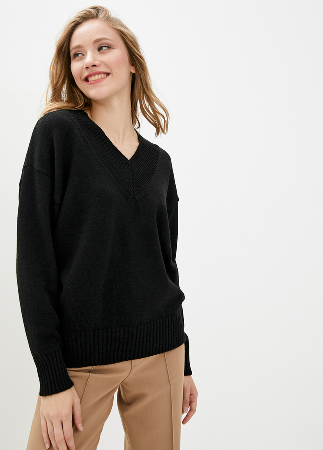 Черный демисезонный джемпер пуловер Sewel