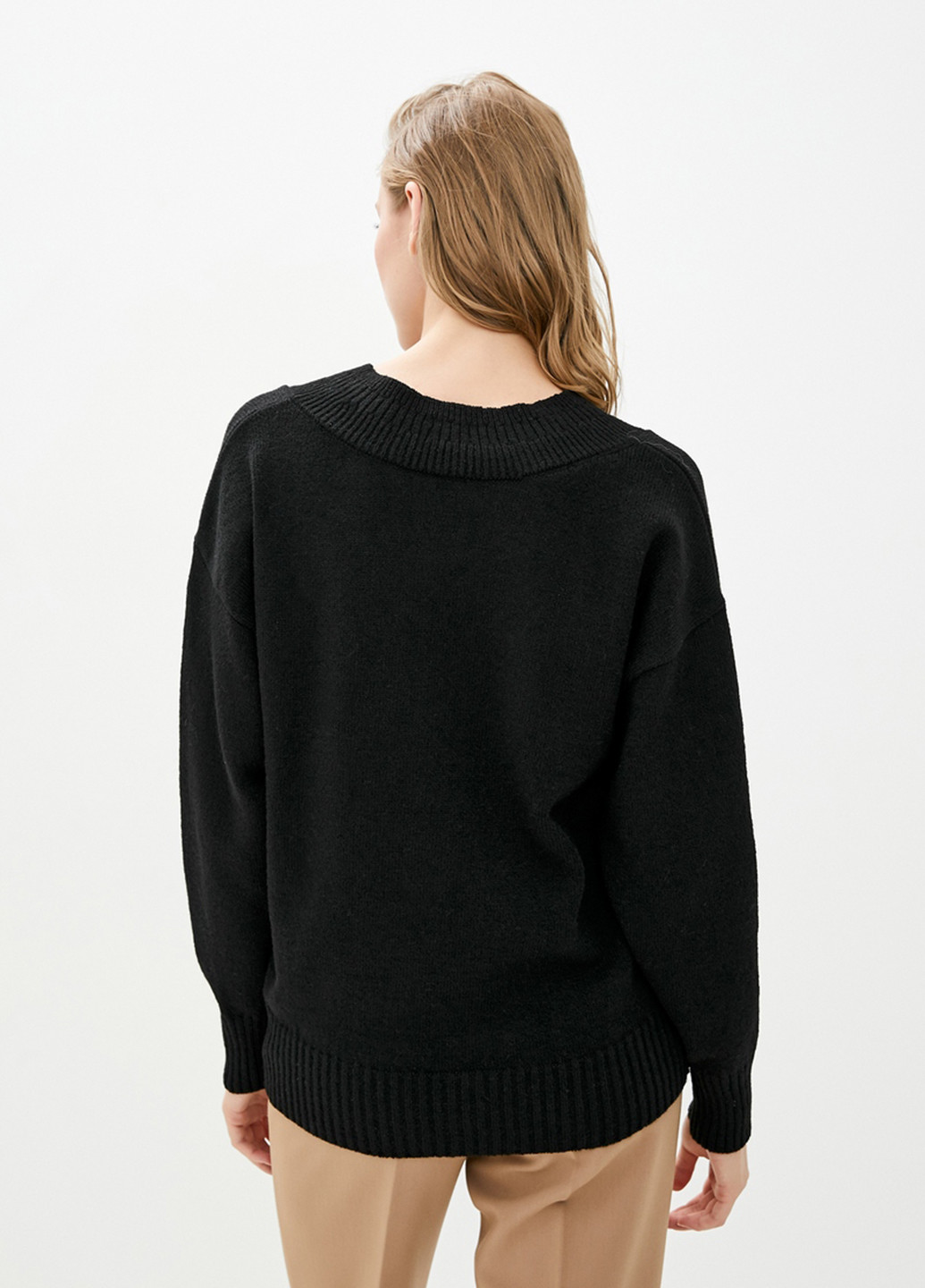 Черный демисезонный джемпер пуловер Sewel