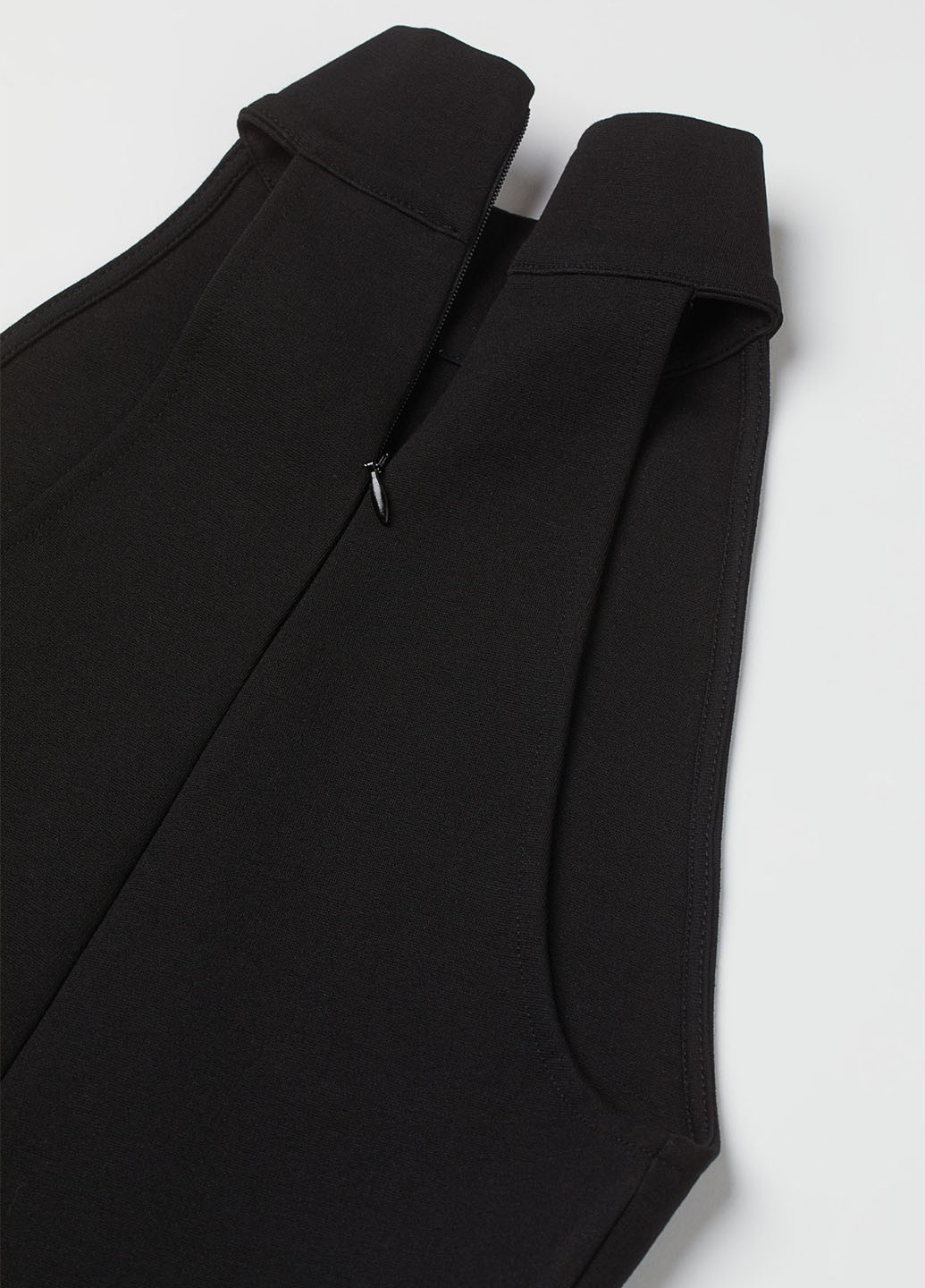 Комбинезон H&M комбинезон-шорты однотонный чёрный кэжуал вискоза, трикотаж