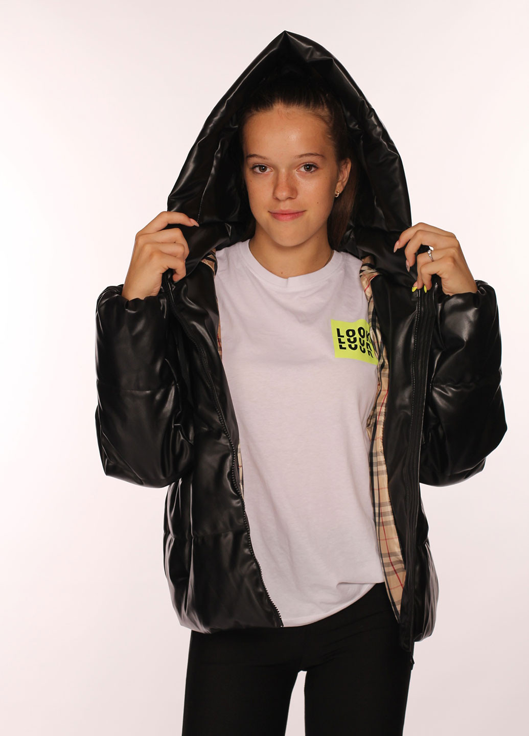 Черная демисезонная демисезонная куртка на эко-коже Tiaren Лора