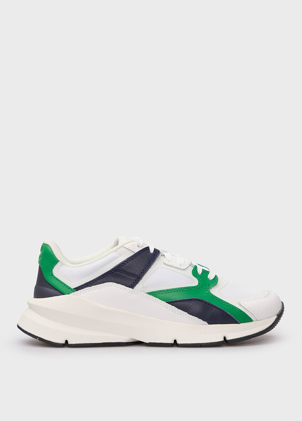 Белые летние кроссовки Under Armour