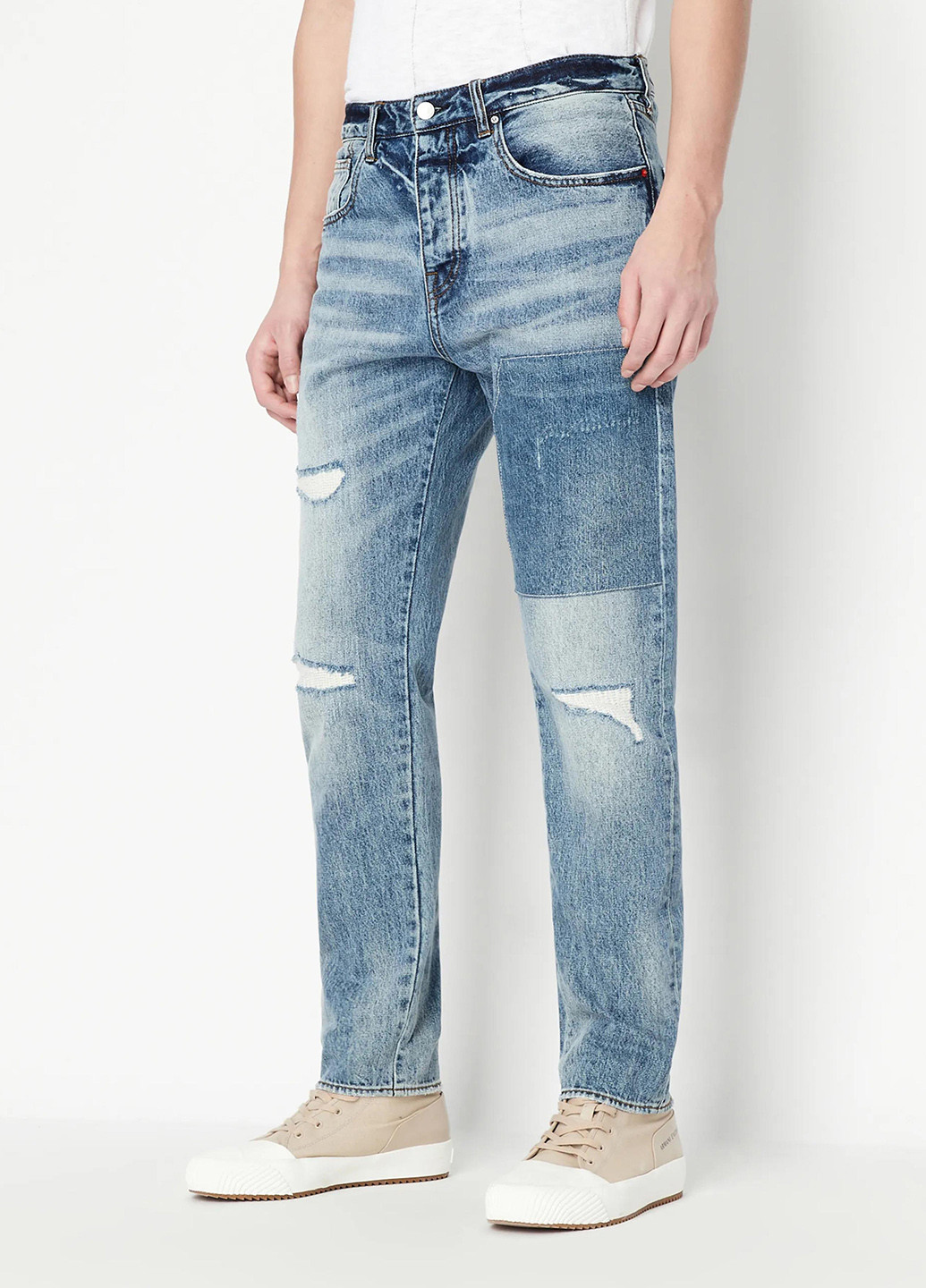 Серо-голубые демисезонные зауженные джинсы Armani Exchange