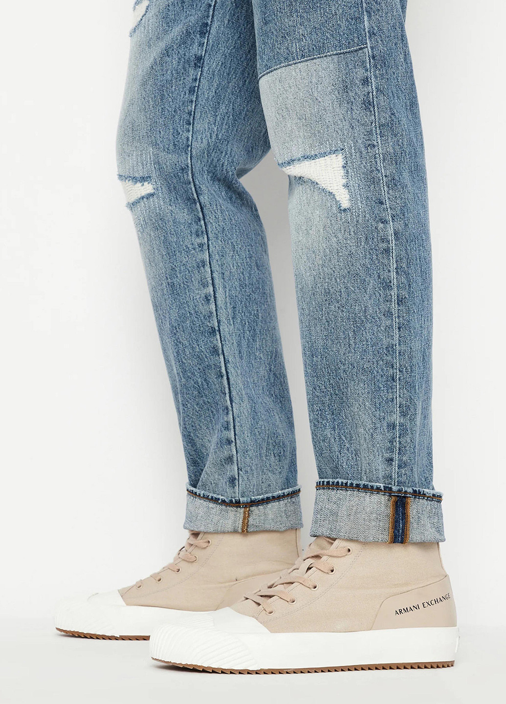 Серо-голубые демисезонные зауженные джинсы Armani Exchange
