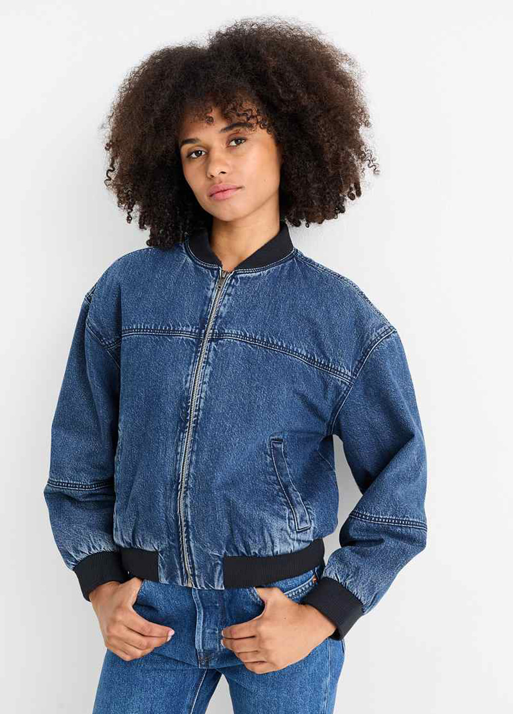 Бомбер C&A на молнии (367804017)