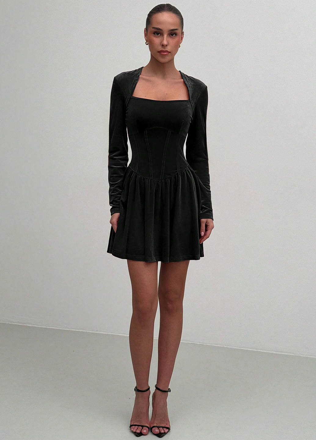 Черное праздничный, коктейльное, вечернее, кэжуал платье клеш, а-силуэт, с корсетом SHEIN однотонное