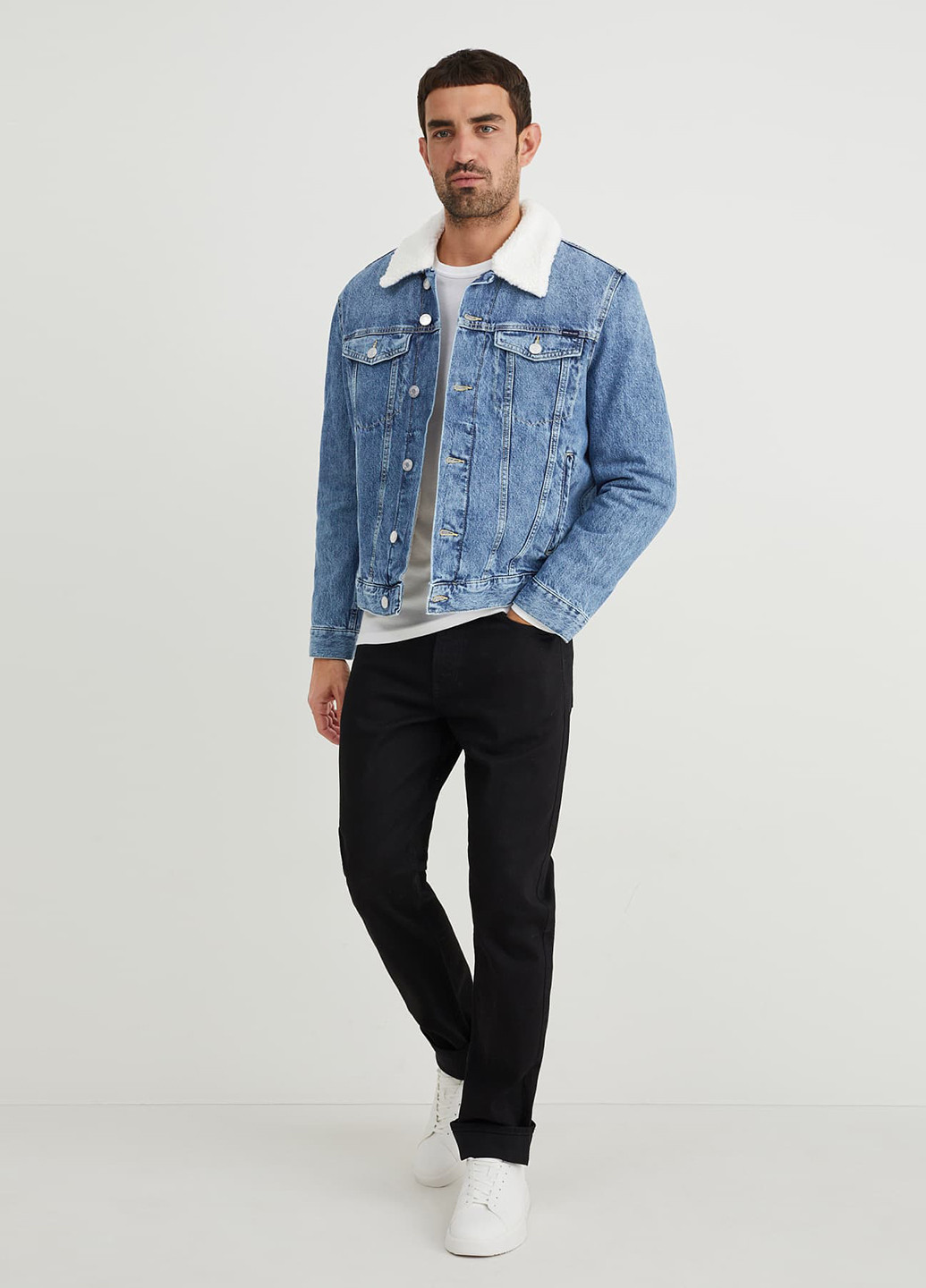 Голубая демисезонная куртка C&A