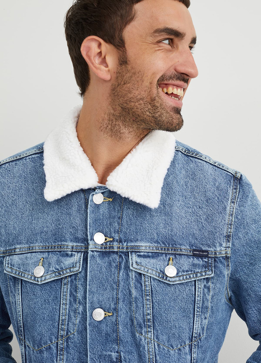 Голубая демисезонная куртка C&A