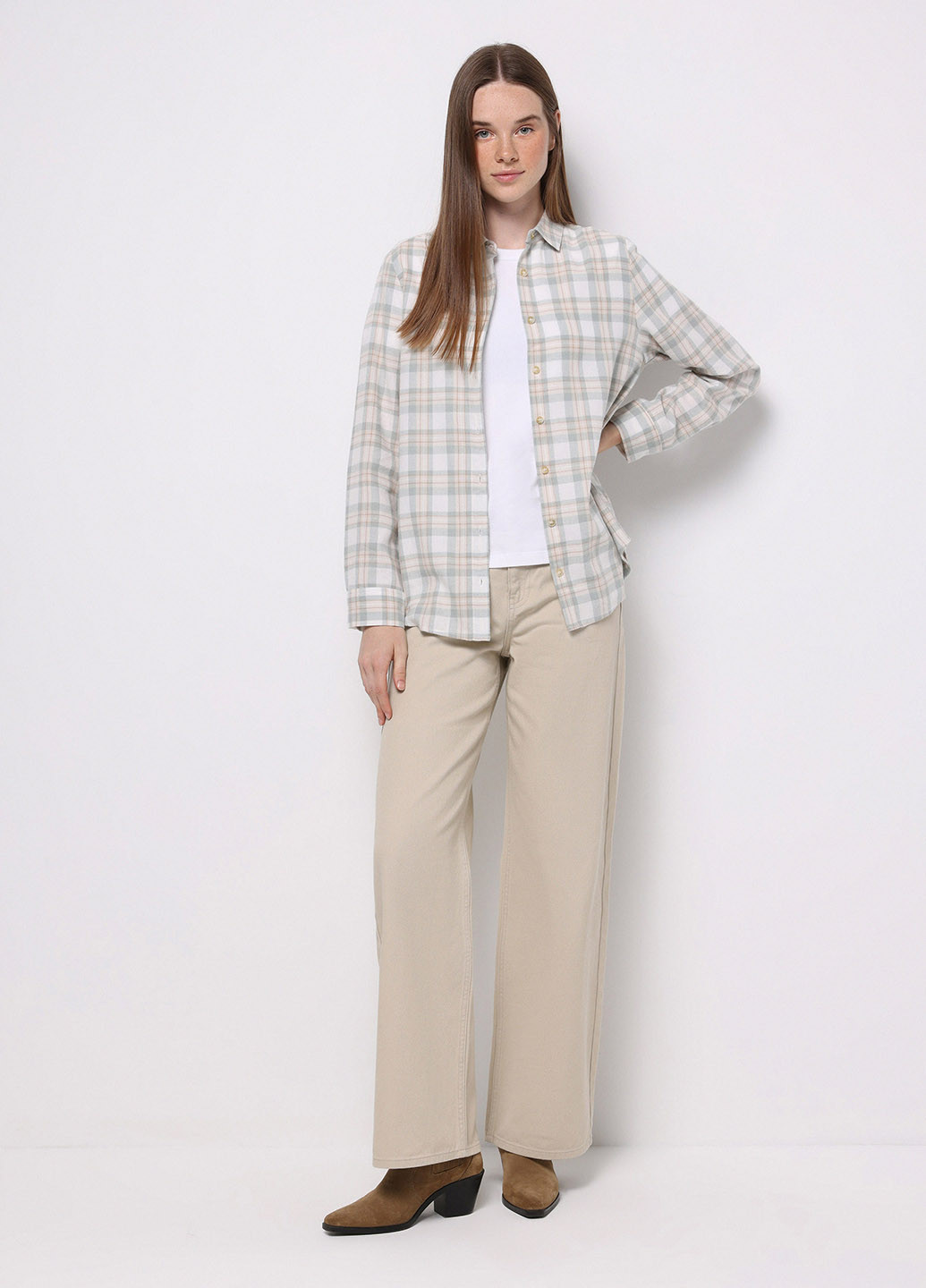 Серо-бежевая кэжуал рубашка в клетку Colin's