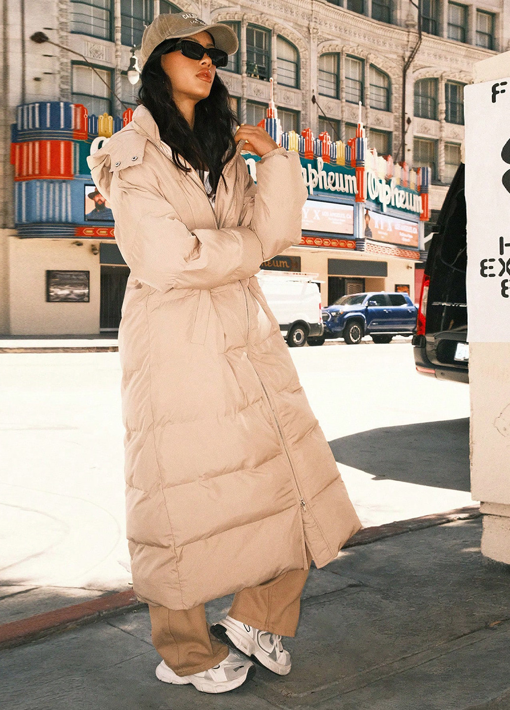 Пудрова зимня куртка SHEIN