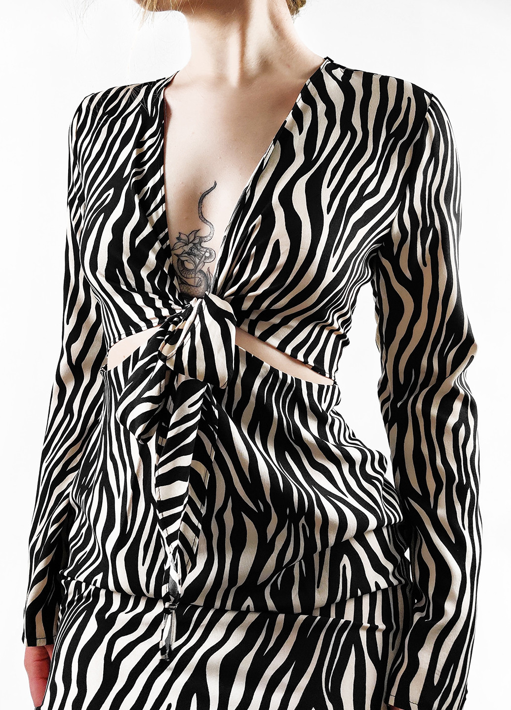 Черно-белое кэжуал платье Boohoo зебра