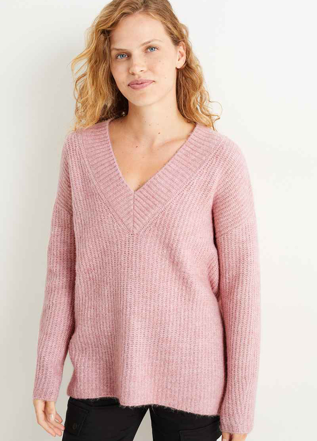 Пудровый демисезонный пуловер пуловер C&A