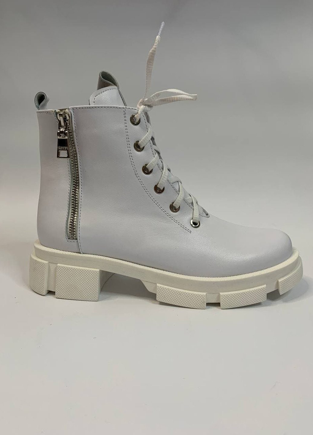 Зимние ботинки Dalis со шнуровкой