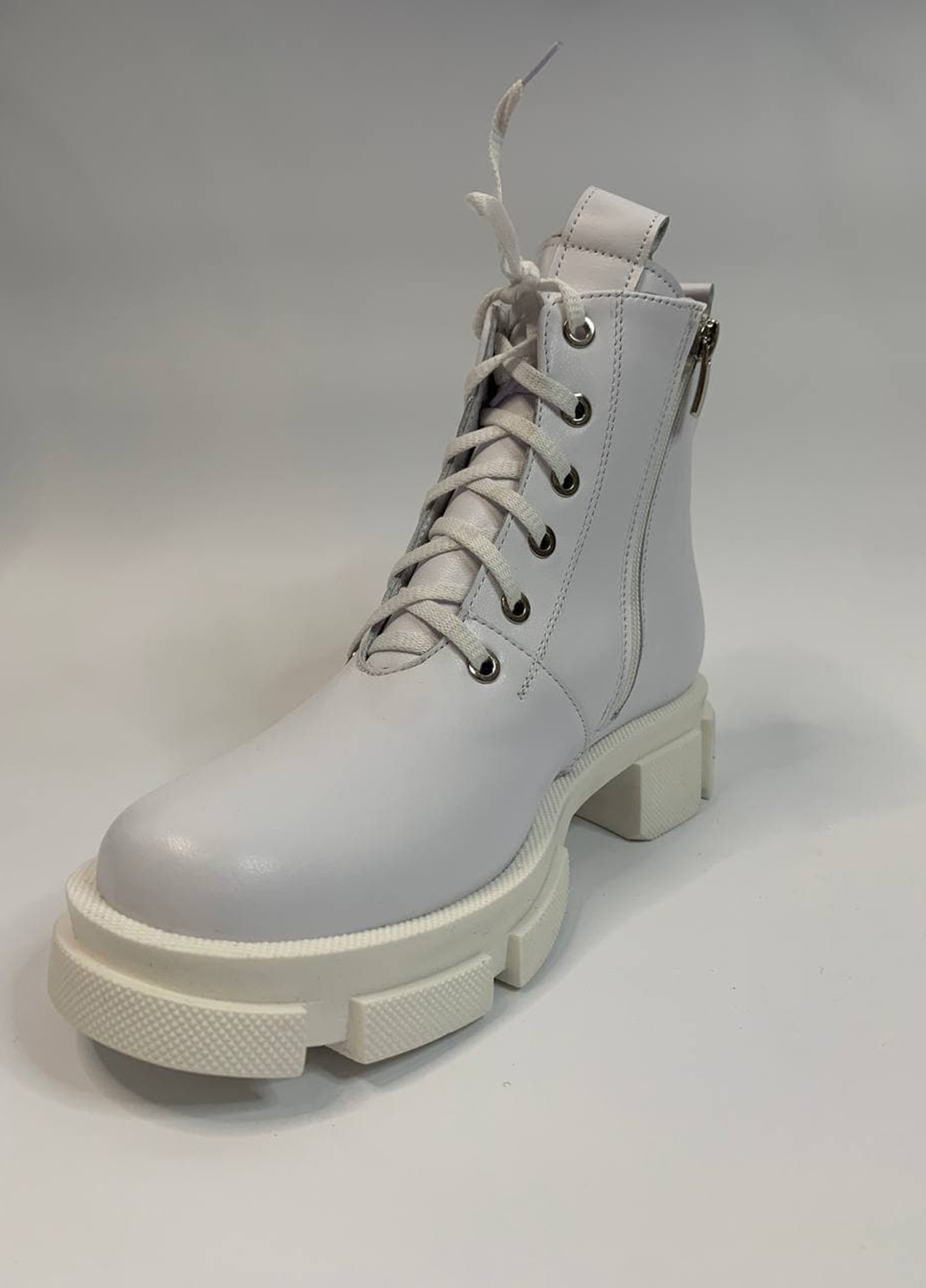 Зимние ботинки Dalis со шнуровкой