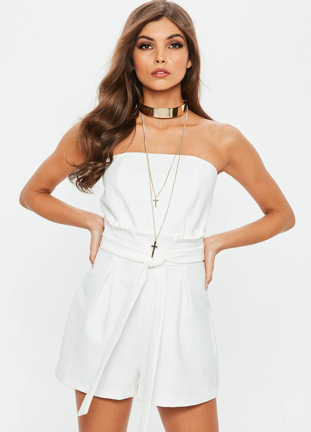 Комбинезон Missguided комбинезон-шорты однотонный белый кэжуал
