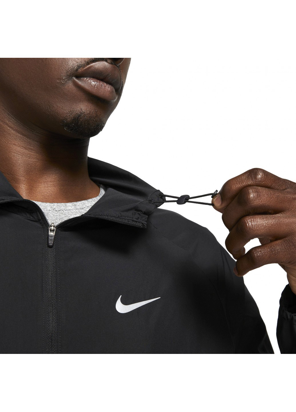 Черная демисезонная ветровка Nike