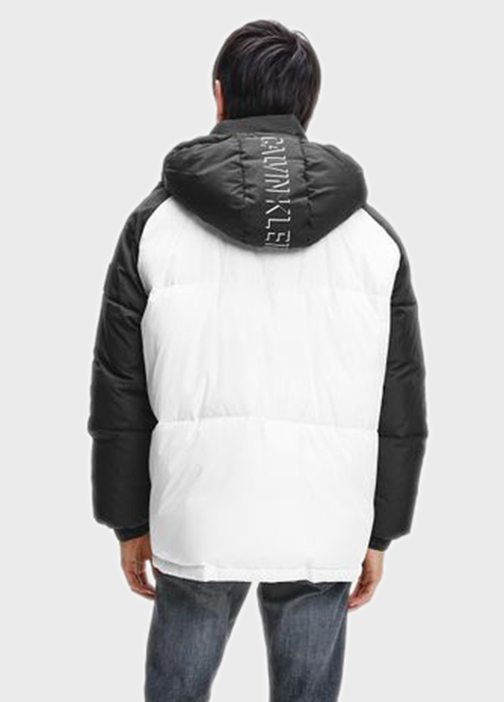 Черно-белая зимняя куртка Calvin Klein Jeans