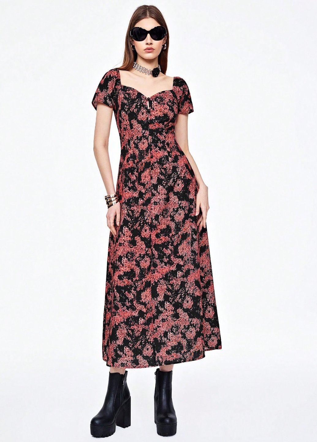 Черное кэжуал платье SHEIN с цветочным принтом