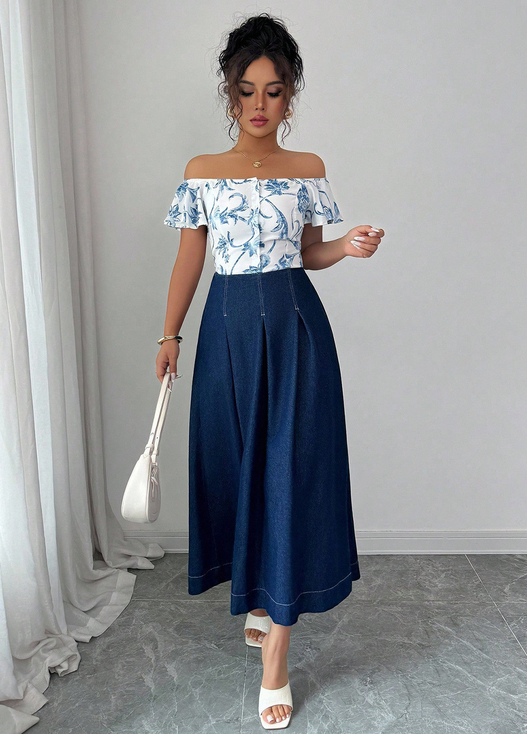 Темно-синяя джинсовая однотонная юбка SHEIN клешированная