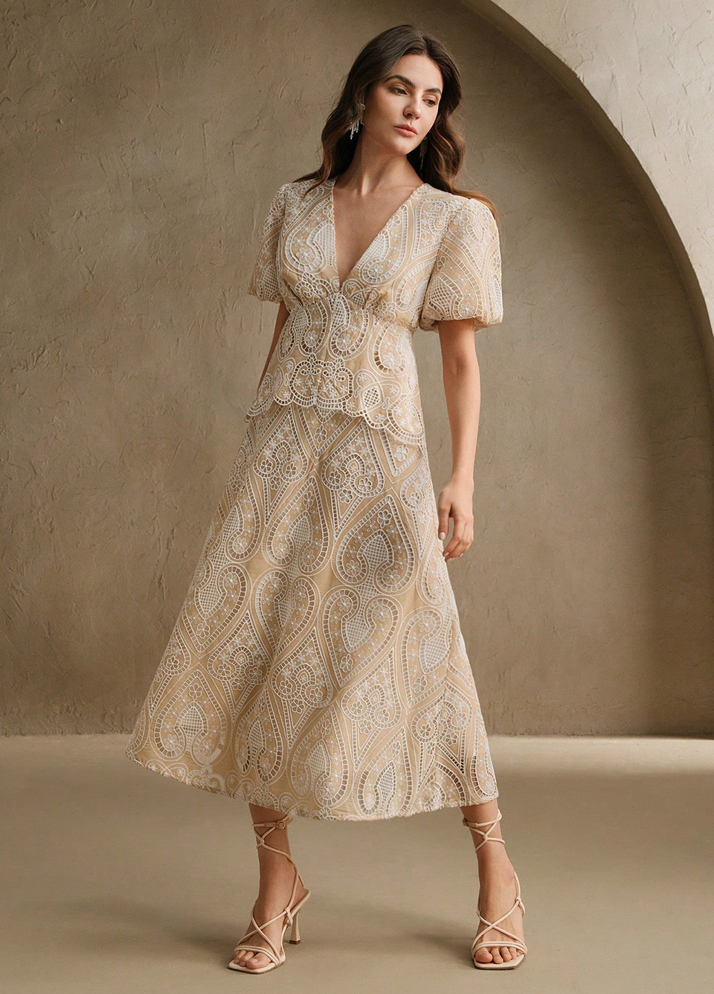 Бежева святковий сукня кльош, а-силует SHEIN однотонна