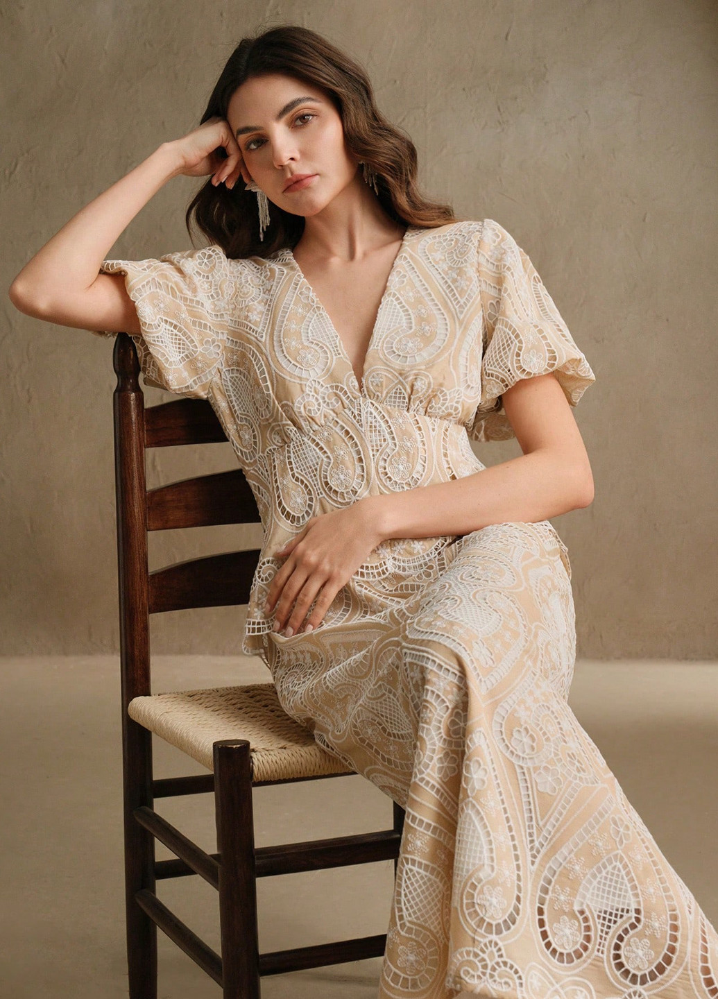 Бежева святковий сукня кльош, а-силует SHEIN однотонна