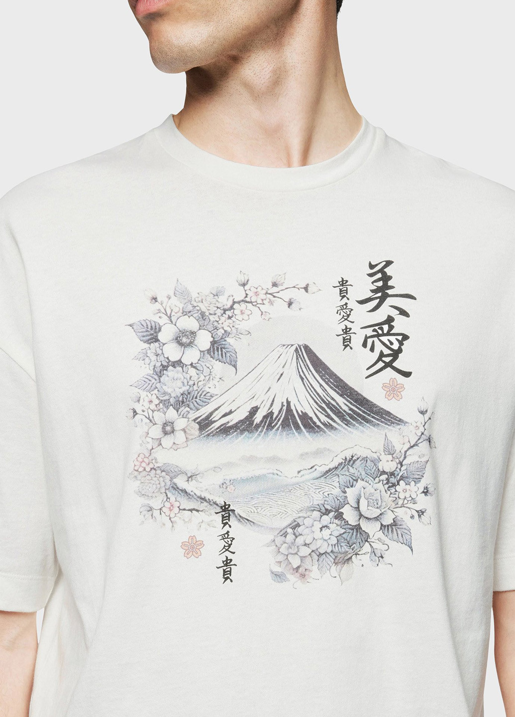 Молочная футболка Drykorn