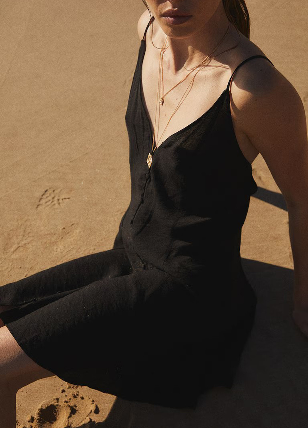 Чорна сукня H&M однотонна