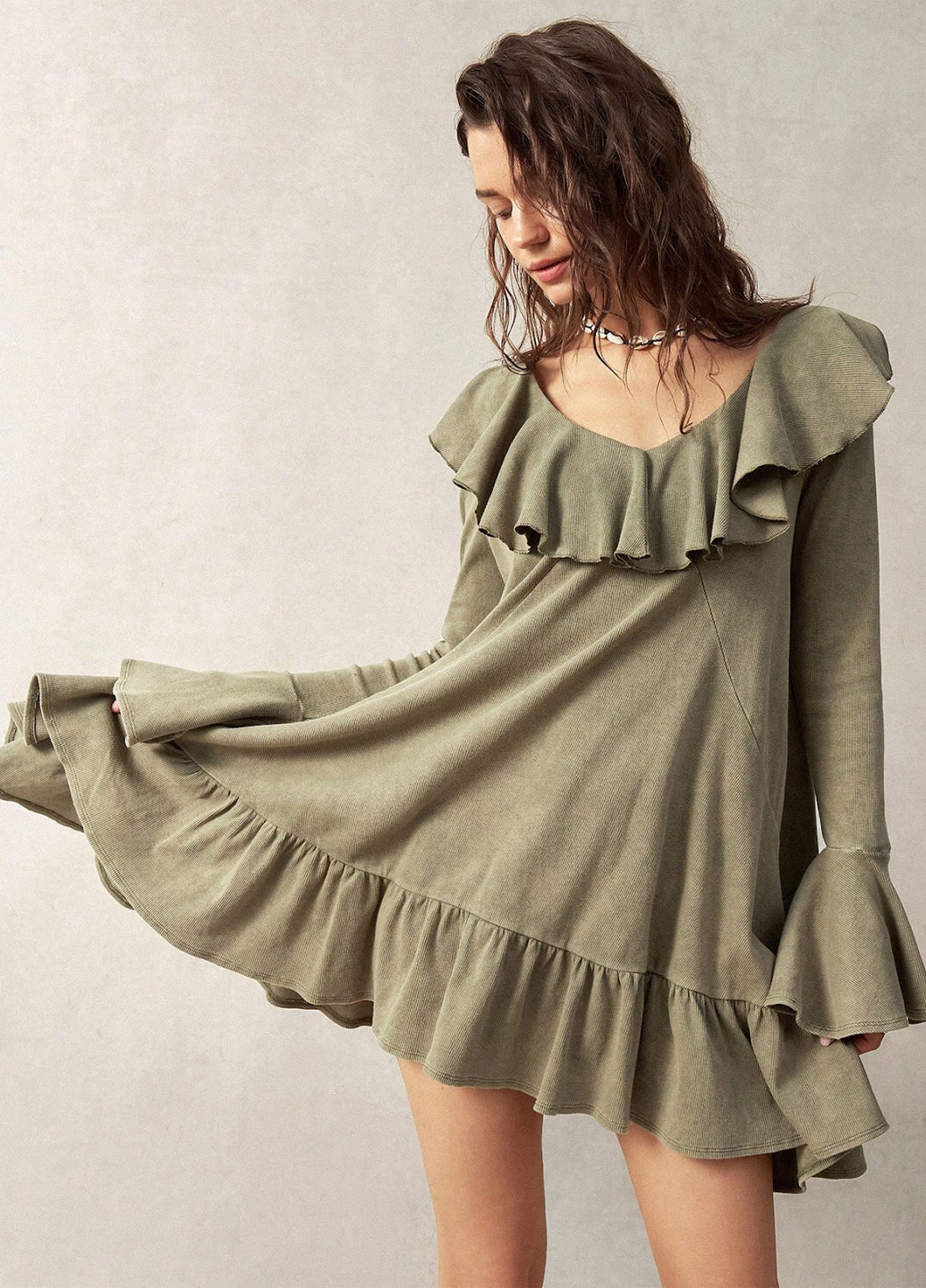 Сіро-зелена кежуал сукня оверсайз, з відкритою спиною SHEIN однотонна