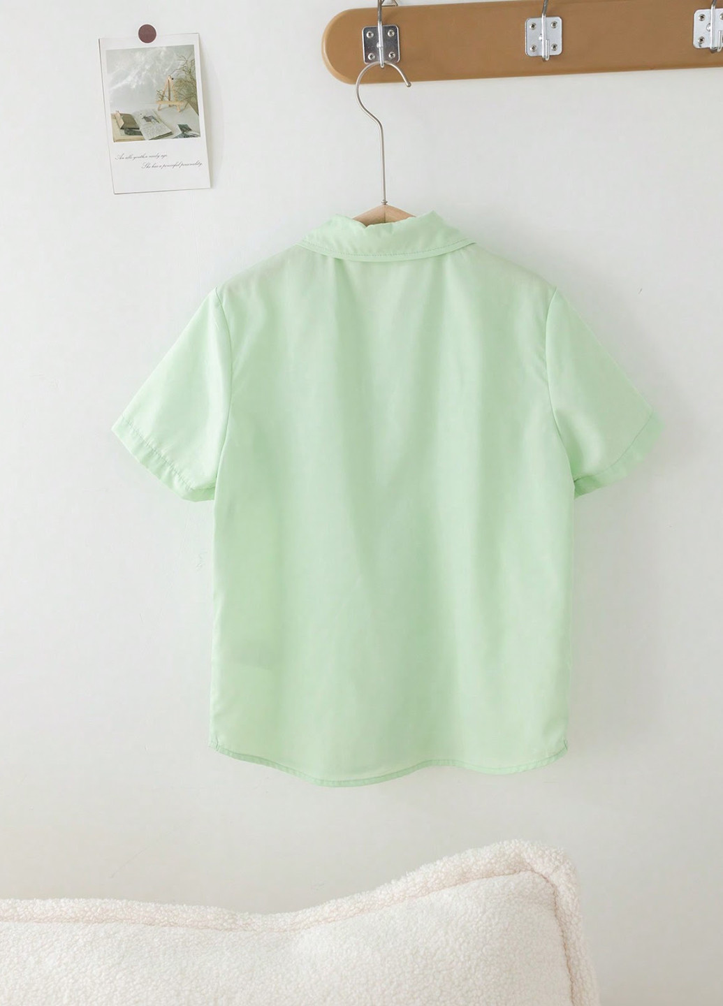 Светло-зеленая кэжуал рубашка однотонная SHEIN