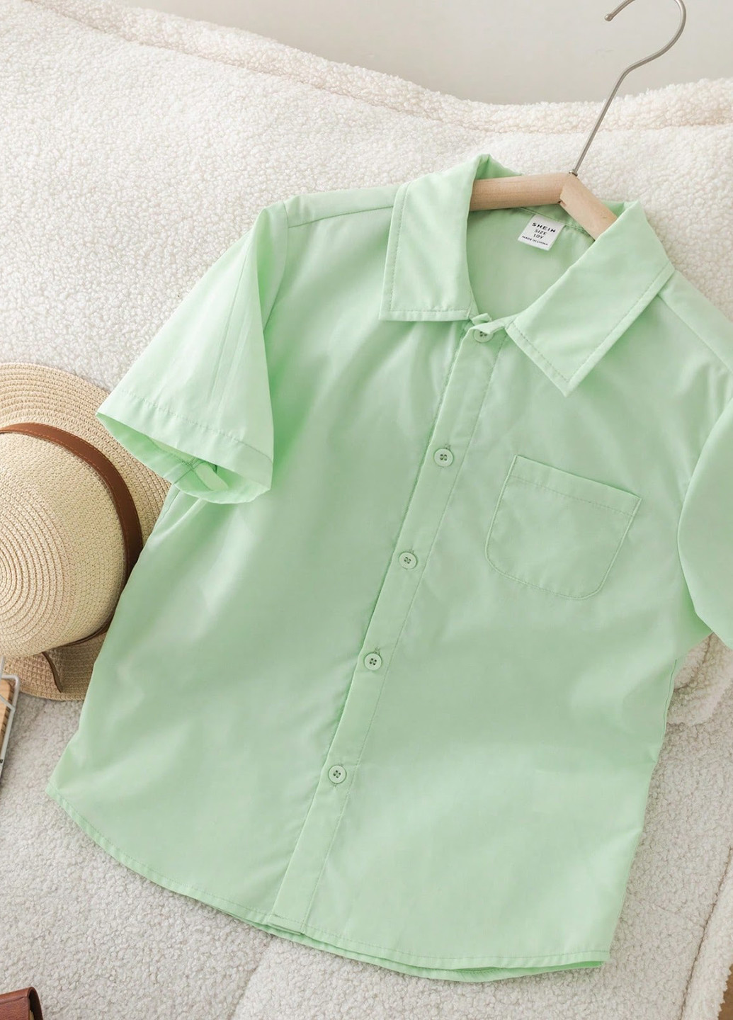 Светло-зеленая кэжуал рубашка однотонная SHEIN