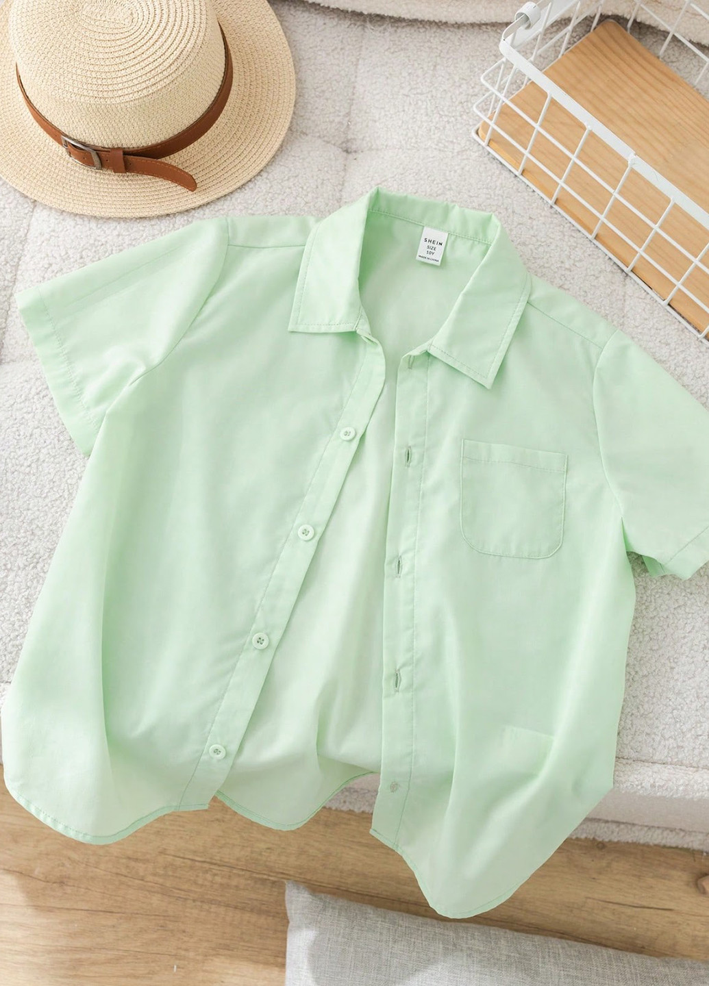 Светло-зеленая кэжуал рубашка однотонная SHEIN