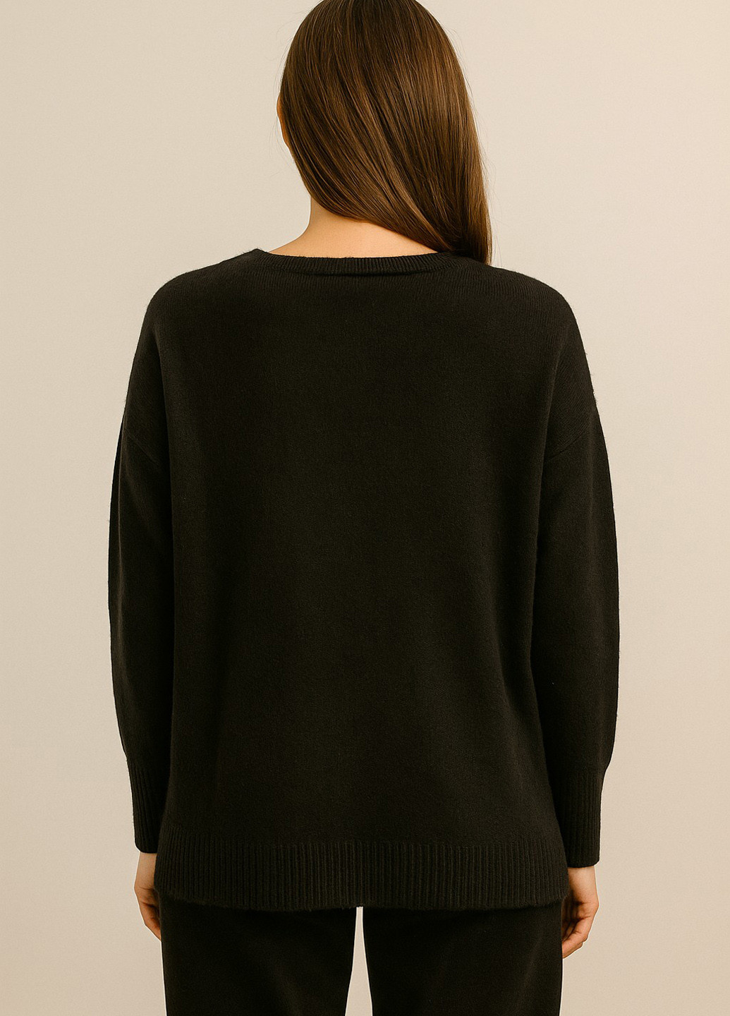 Чорний демісезонний пуловер пуловер Sassofono