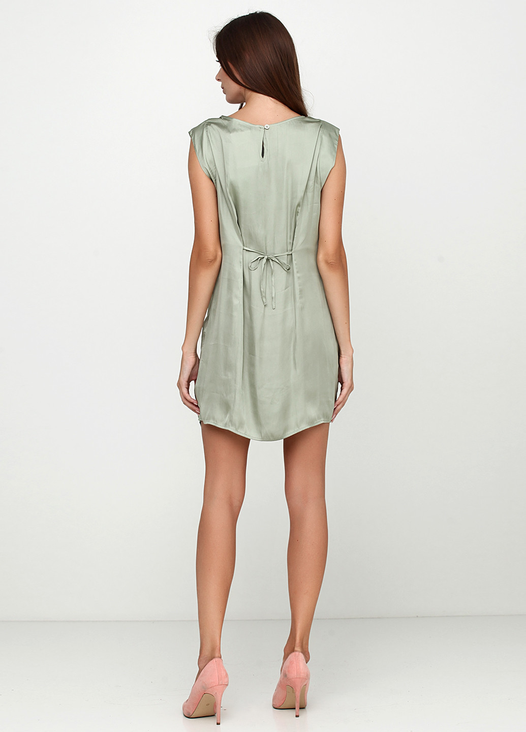 Оливковое кэжуал платье Nitya однотонное