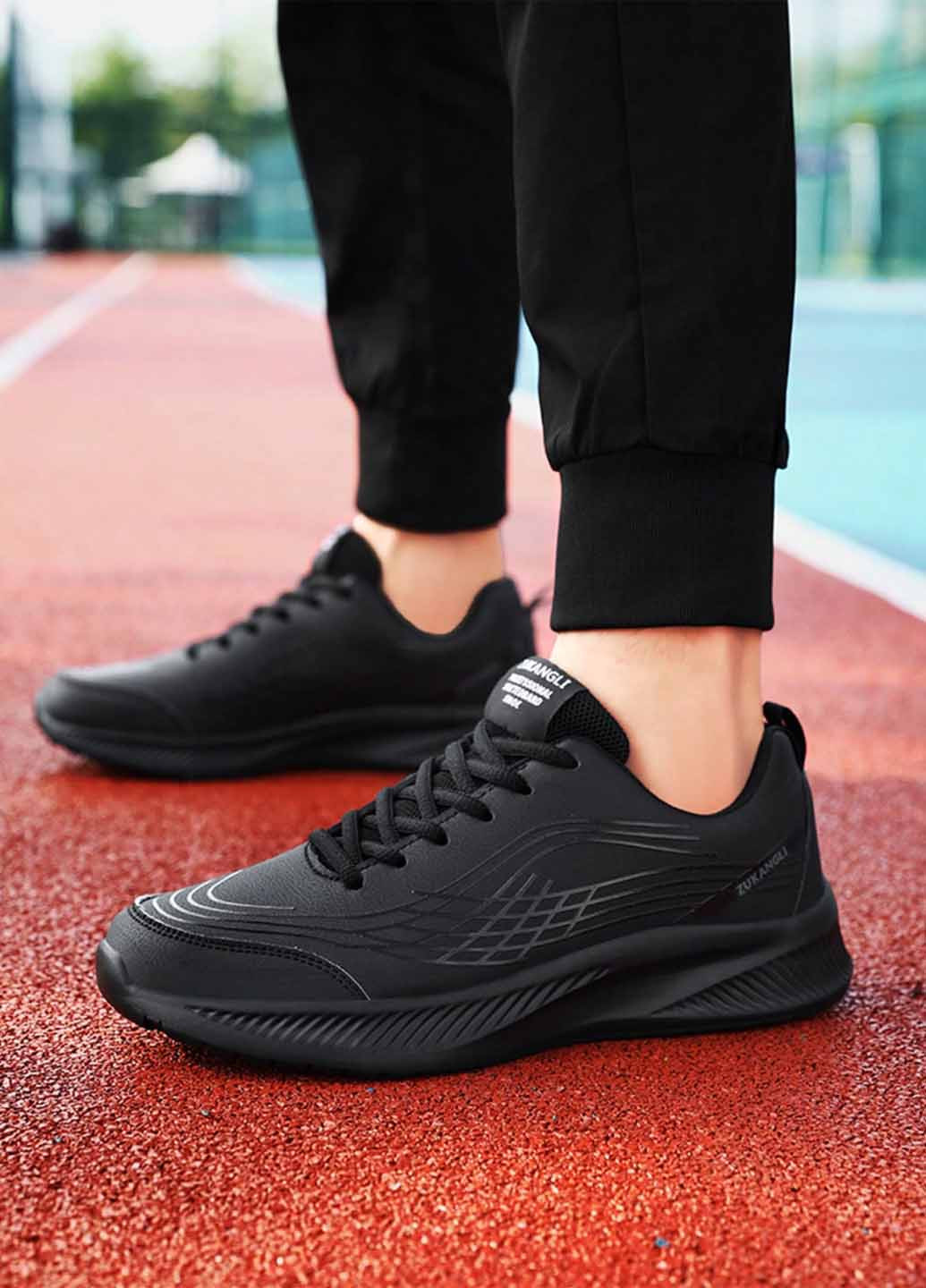 Черные демисезонные кроссовки SHEIN