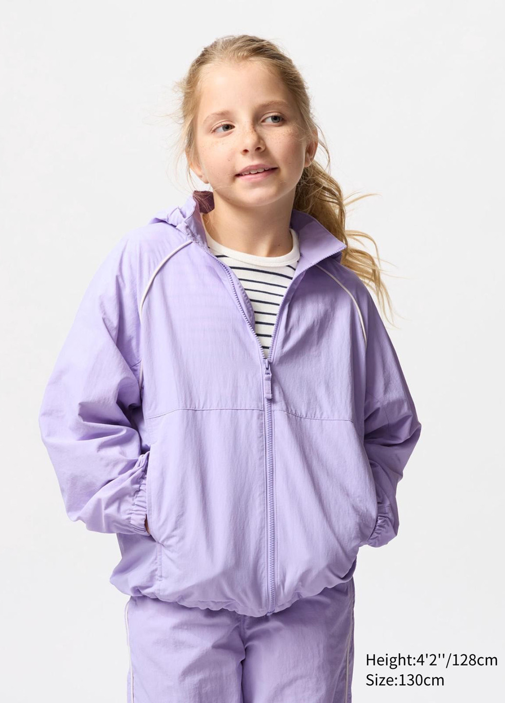 Сиреневая демисезонная ветровка Uniqlo