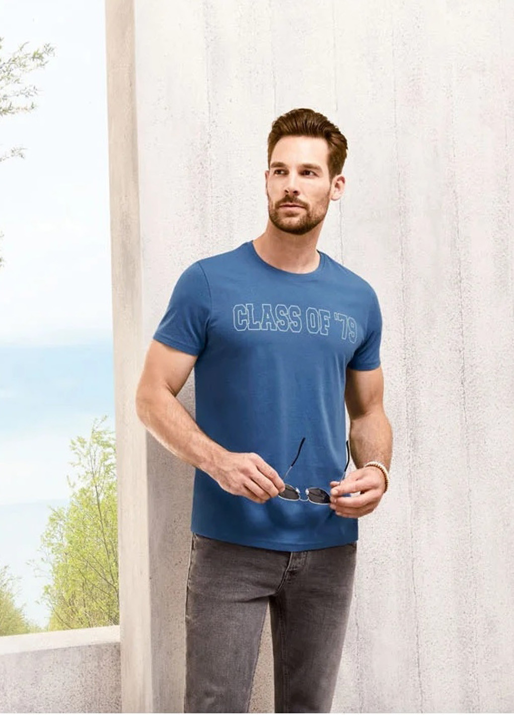 Синяя футболка Livergy