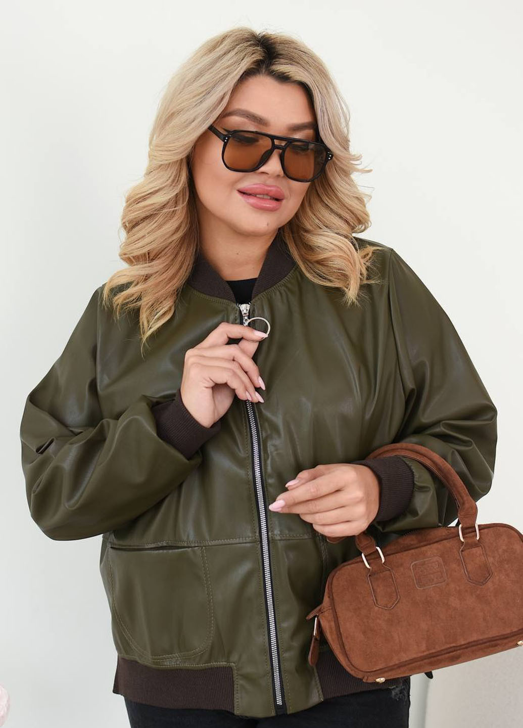 Бомбер пілот (авіатор) на блискавці (362121056)