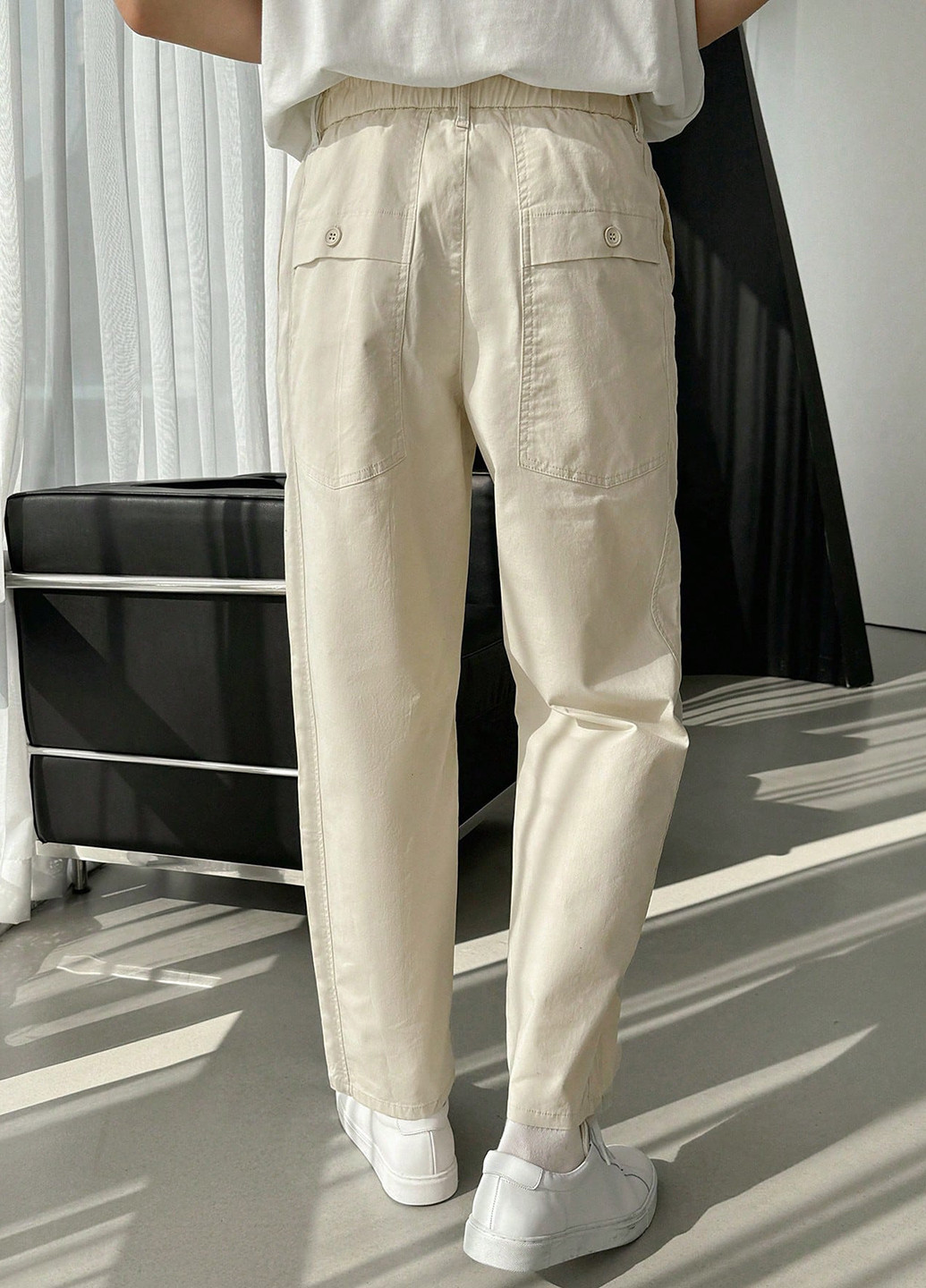 Светло-бежевые демисезонные прямые джинсы SHEIN