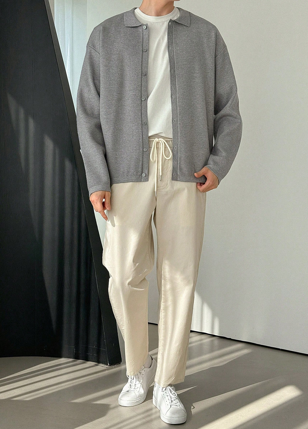 Светло-бежевые демисезонные прямые джинсы SHEIN