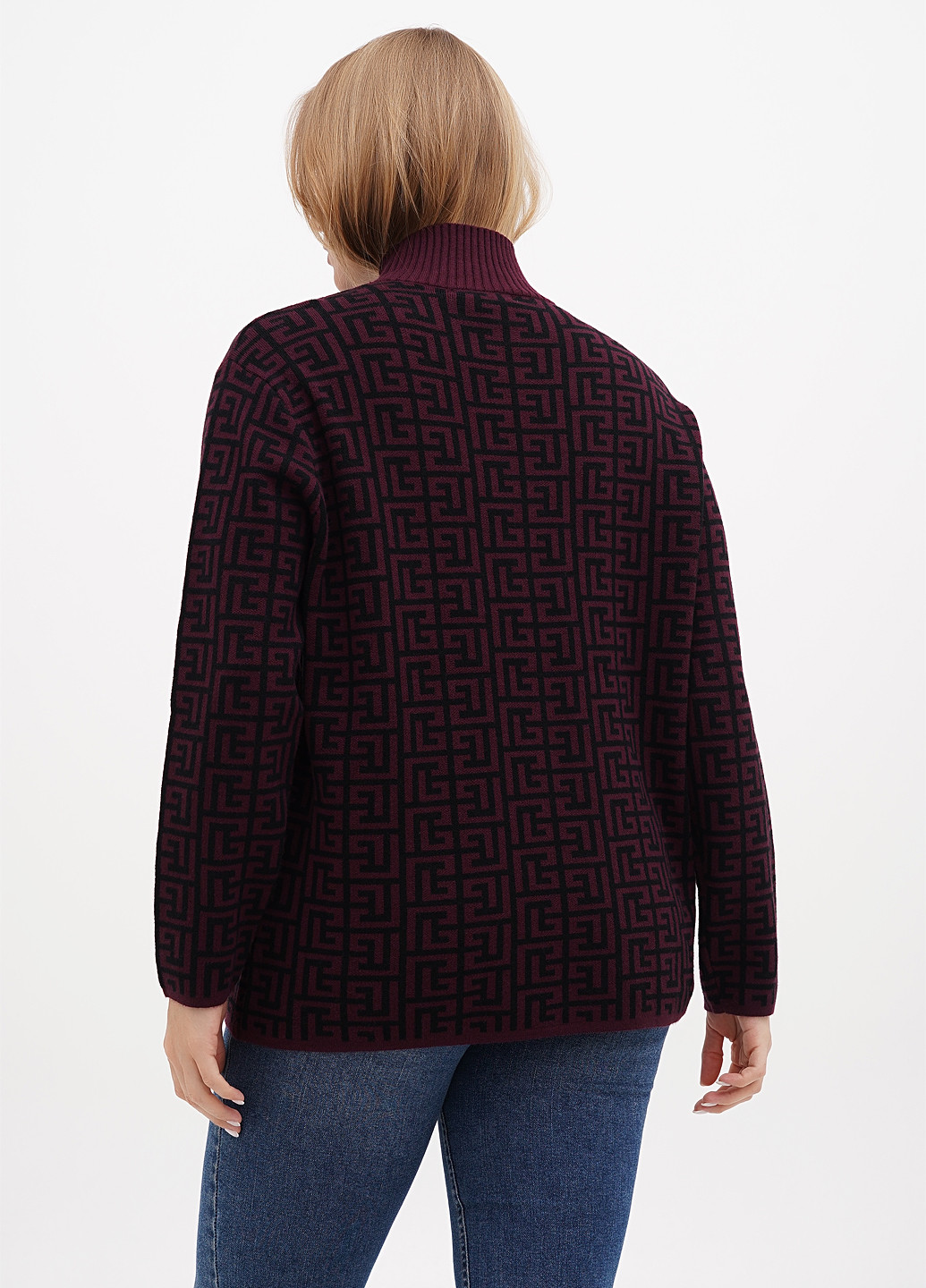 Сливовый демисезонный свитер Kiss Me