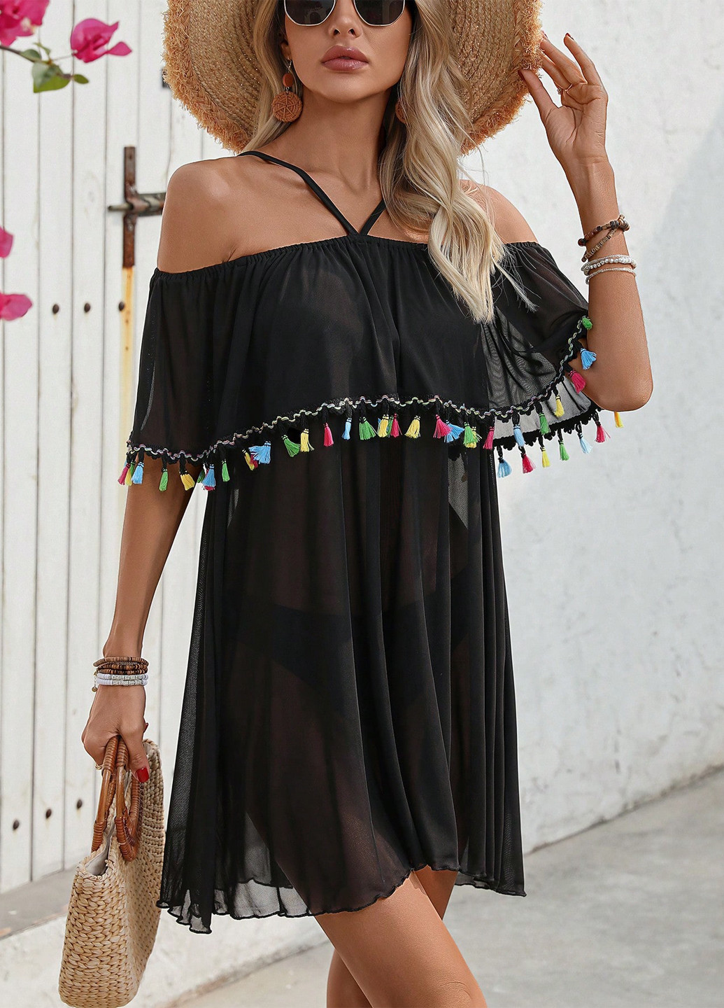 Черное пляжное платье с открытыми плечами SHEIN однотонное