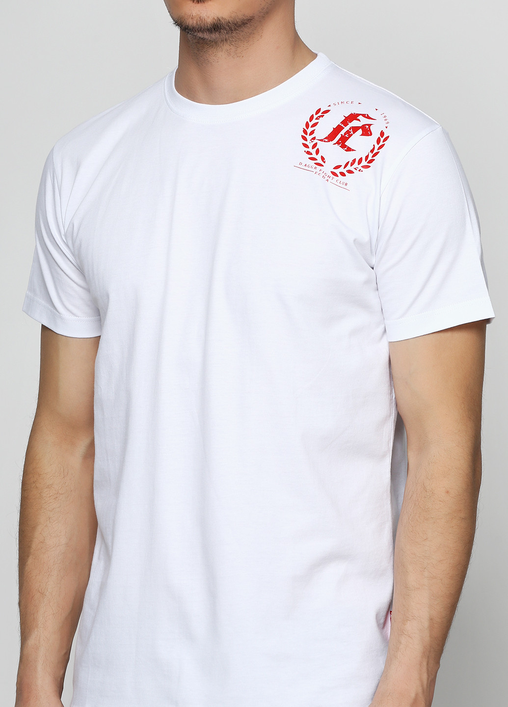 Белая футболка Dobermans Aggressive