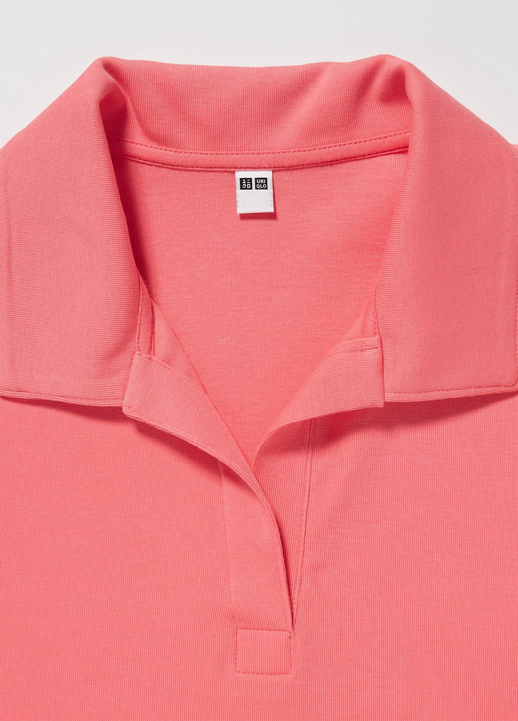 Розовая женская футболка-поло Uniqlo однотонная