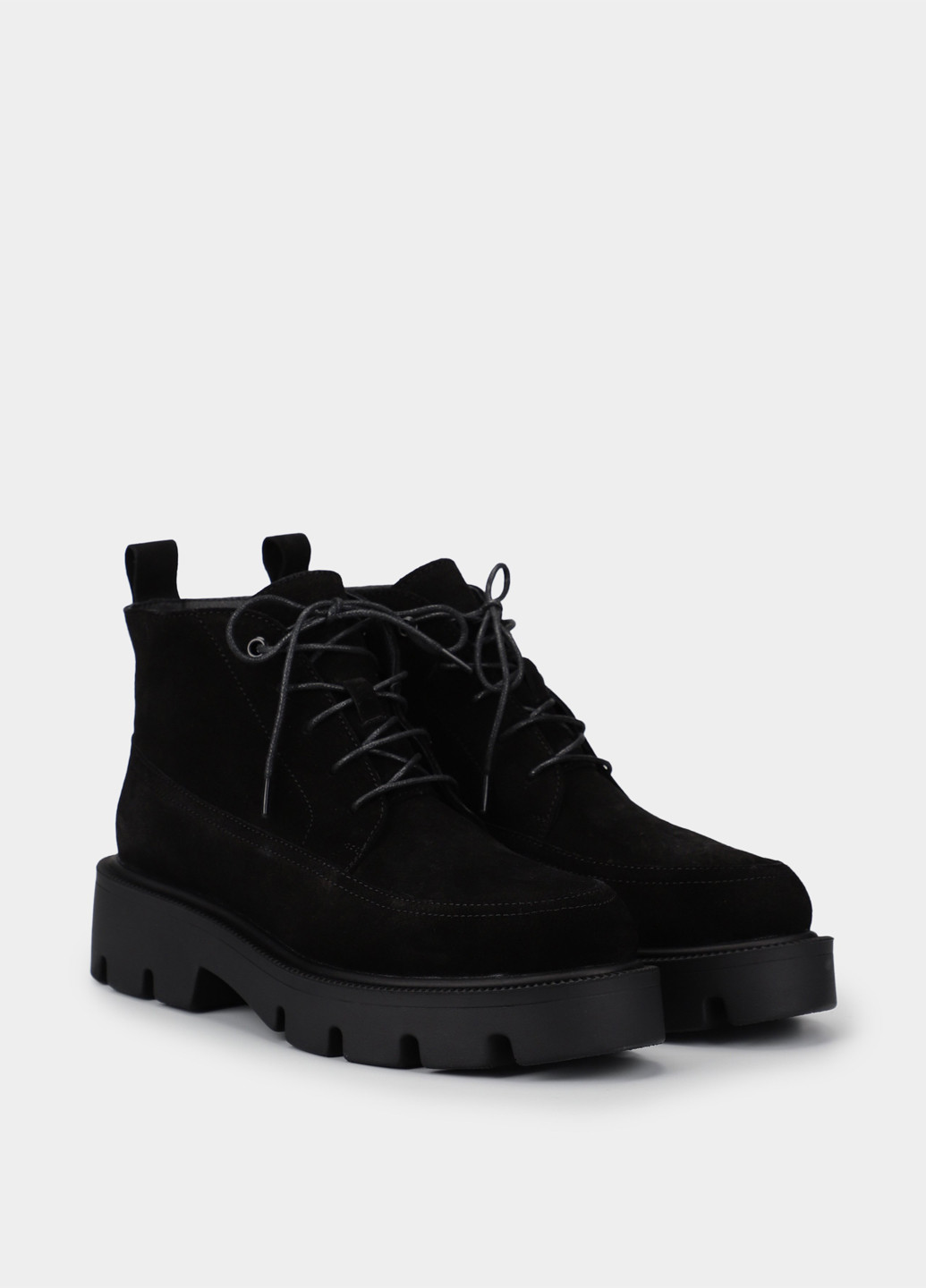 Осенние ботинки Braska без декора из натуральной замши