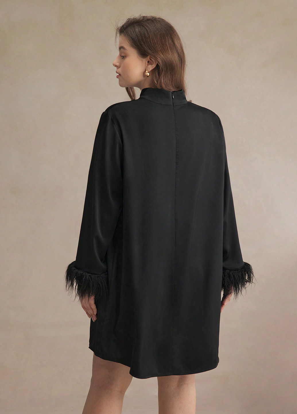 Черное коктейльное платье SHEIN однотонное