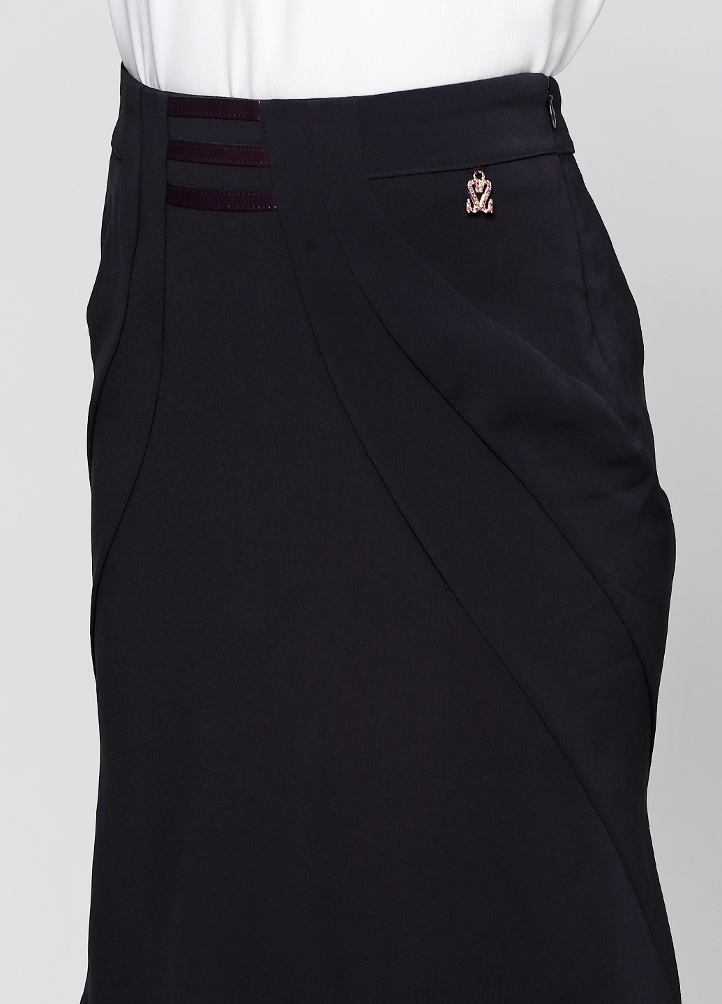 Темно-синяя офисная однотонная юбка Sassofono миди