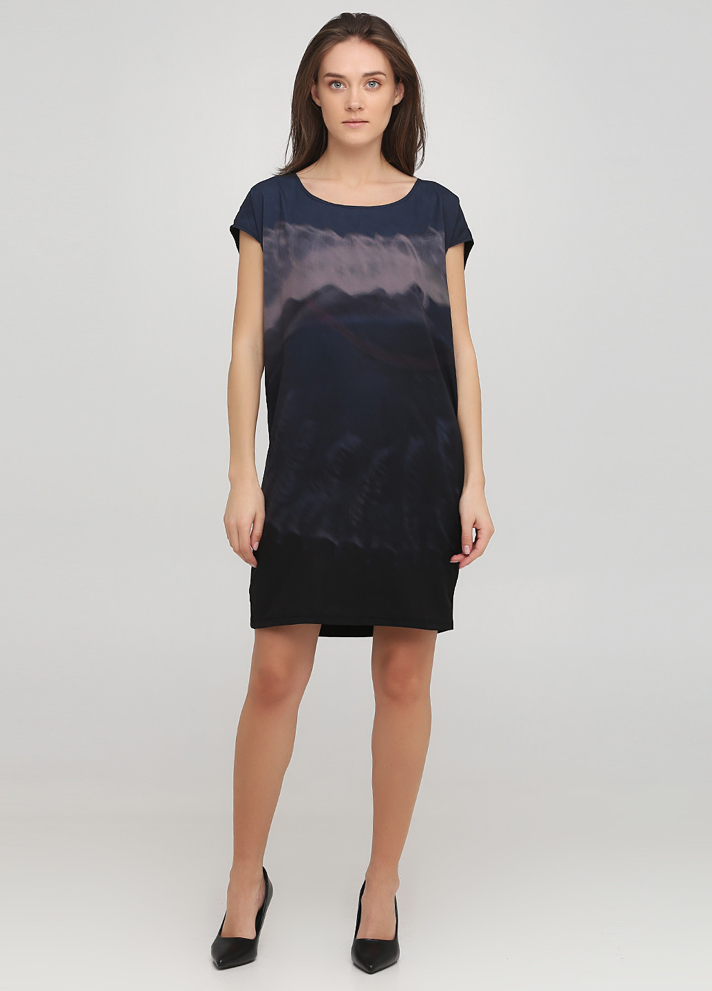 Темно-синее кэжуал платье платье-футболка Cream с абстрактным узором