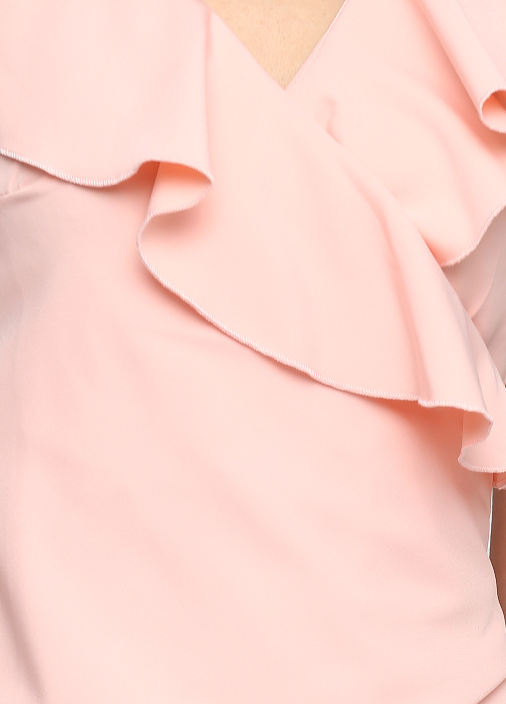 Персиковое кэжуал платье на запах Sedato однотонное