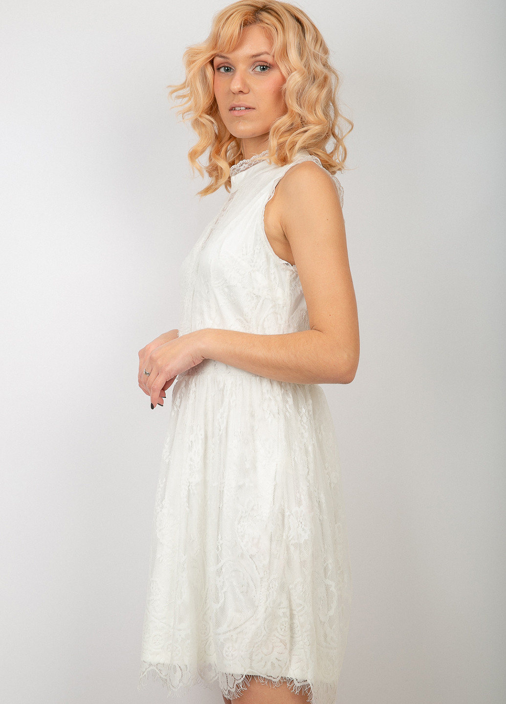 Білий кежуал сукня кльош Alya однотонна