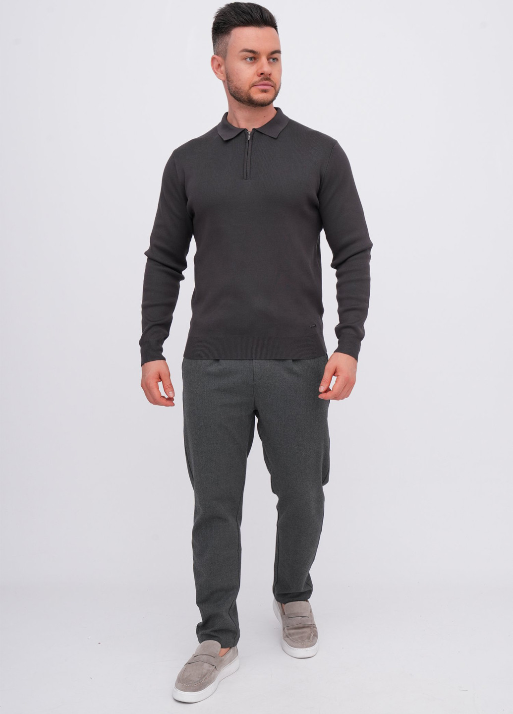 Графітовий демісезонний светр K.O.R